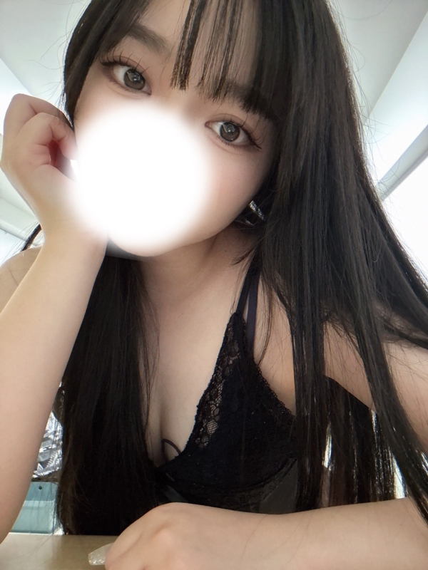 つき